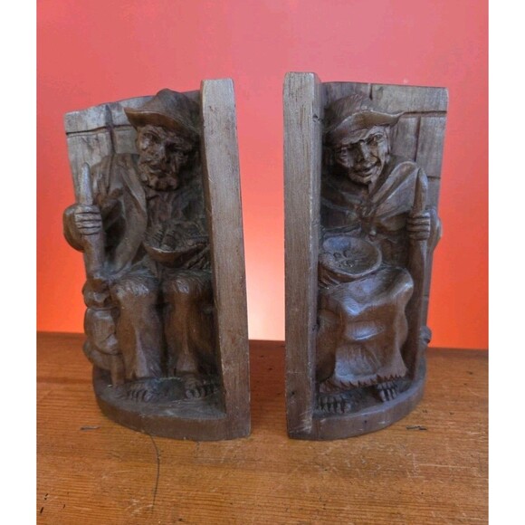 Vintage Hand Carved Wood Latin American Mexico Bookends Sitting Old Man & Woman - Picture 1 of 10